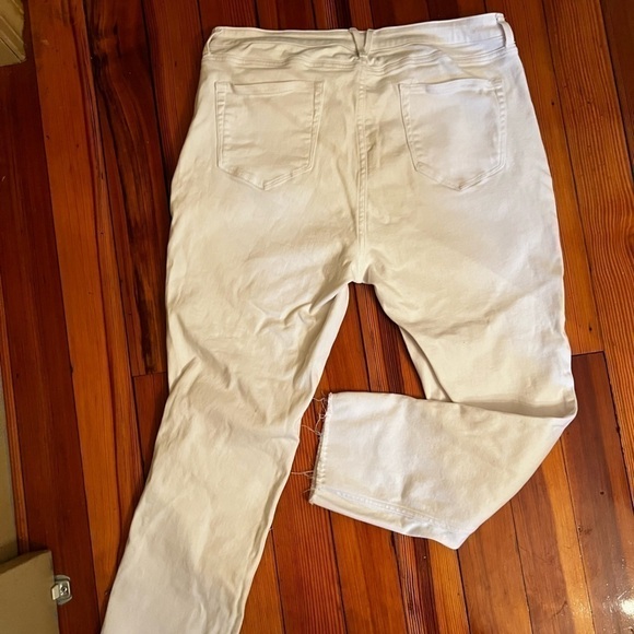 Vineyard Vines White Pants crop fringe hem line great quality  Sz 33 - Picture 2 of 6